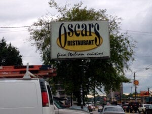 Oscar's Restaurant is located at 1840 Cumberland Avenue, Knoxville, TN 37916. //Photo by Taylor Owens