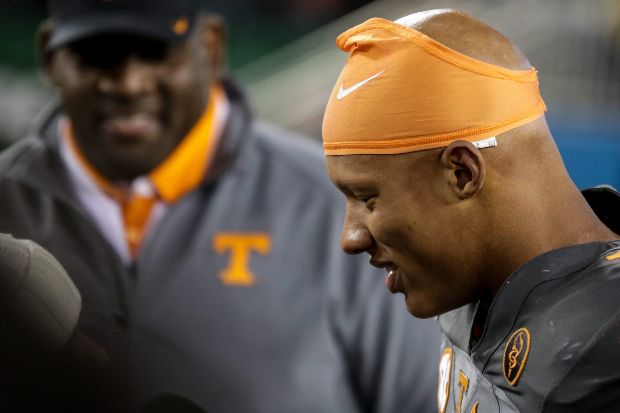 Ex-Tennessee Vols QB Joshua Dobbs takes over Steelers offense in