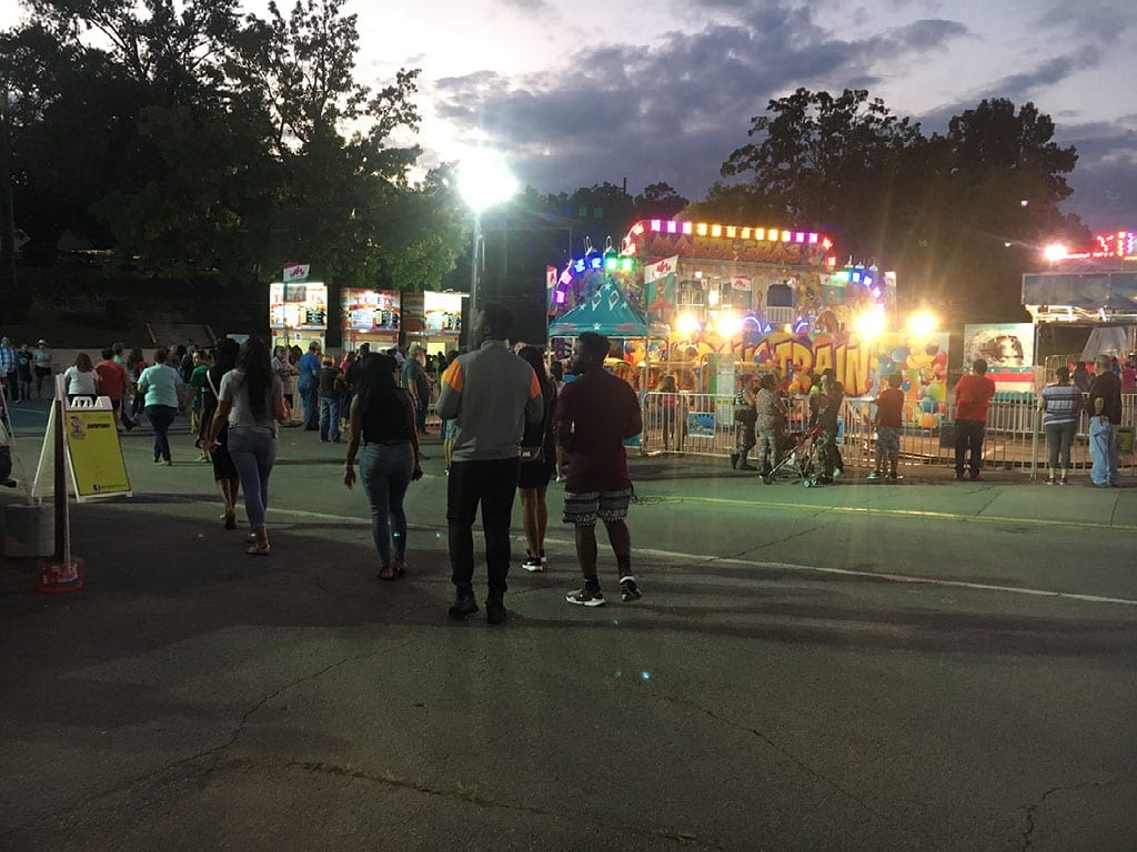 UT students at the Tennessee Valley Fair