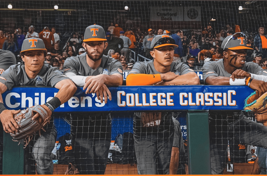 Kentucky takes down No. 1 Tennessee baseball, handing Vols first SEC series  loss of 2022