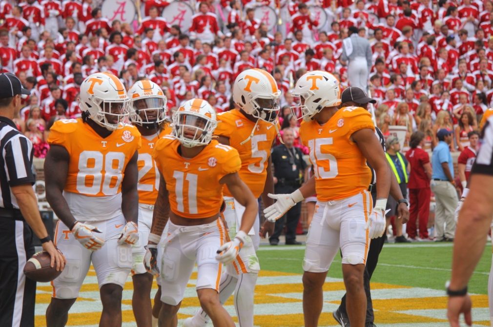 Tennessee football: Vols must go black and orange with Kentucky at